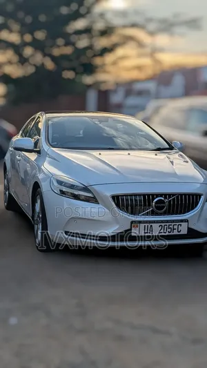 Volvo V40 2016 White