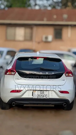 Volvo V40 2016 White