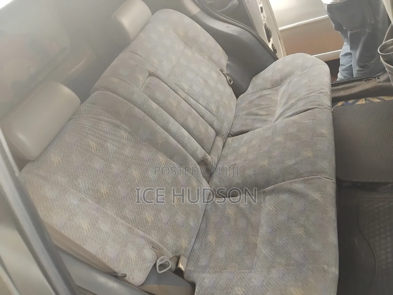 Toyota Raum 2000 White
