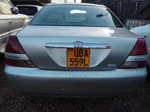 Toyota Mark II 2002 Silver