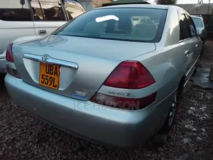 Toyota Mark II 2002 Silver