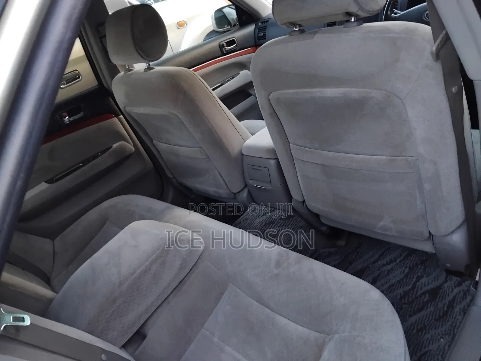 Toyota Mark II 2002 Silver