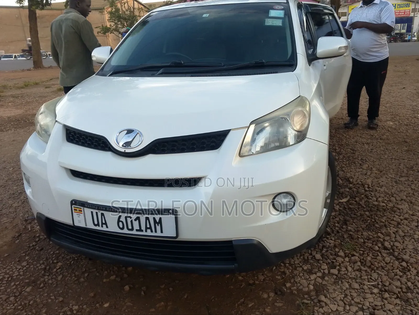 Toyota IST 2010 White