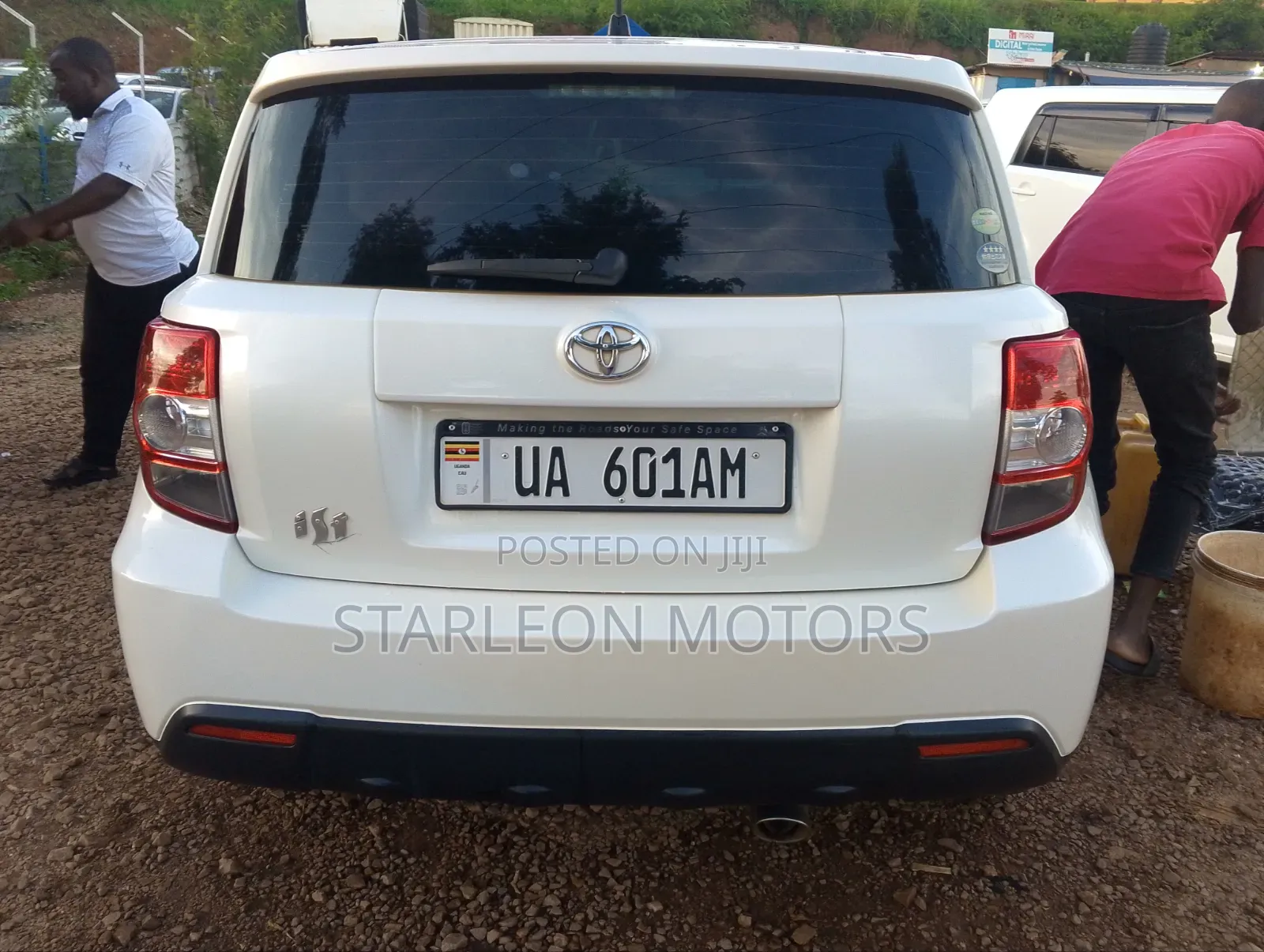 Toyota IST 2010 White