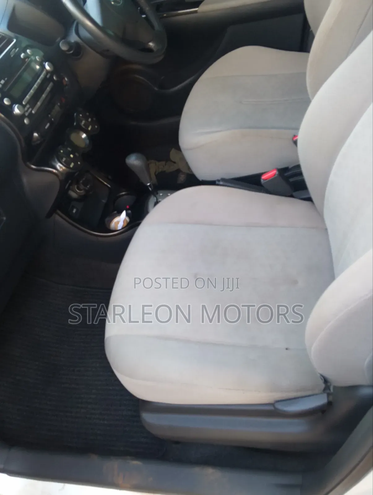 Toyota IST 2010 White