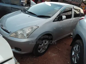 Toyota Wish 2006 Gray