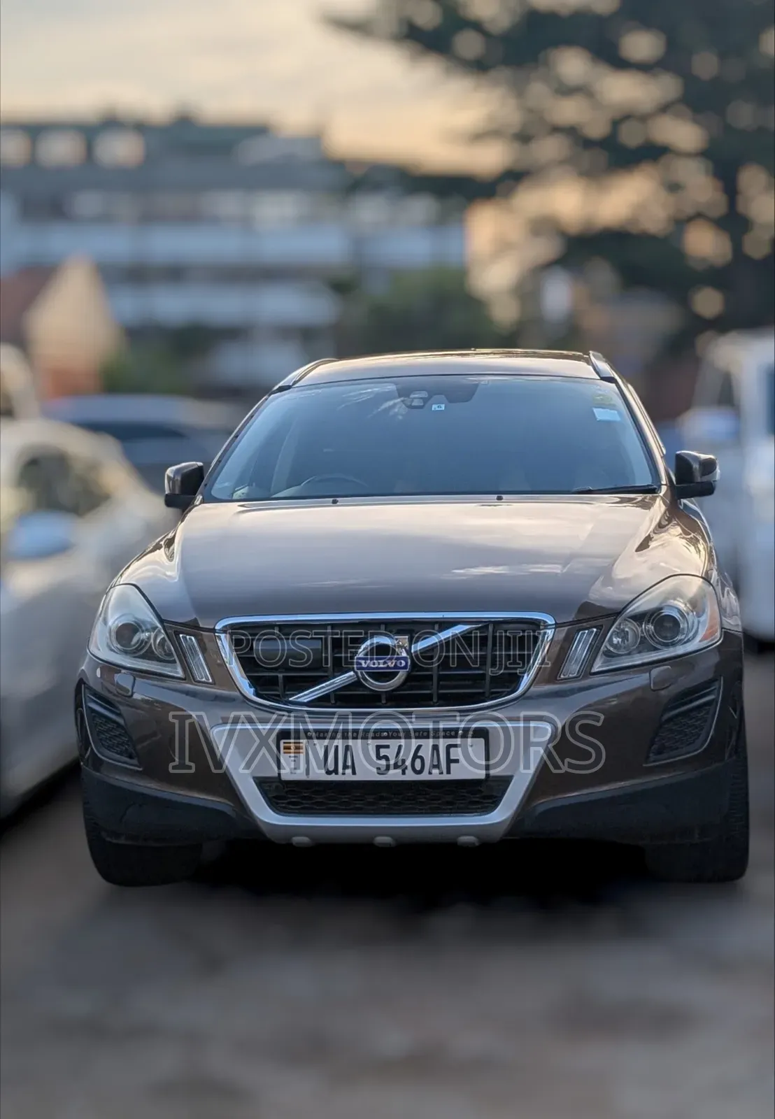 Volvo XC60 2011 Brown