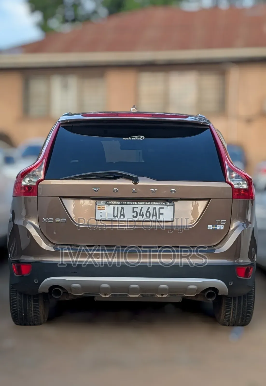 Volvo XC60 2011 Brown