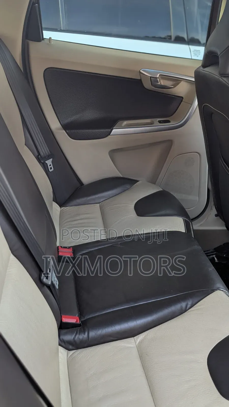 Volvo XC60 2011 Brown