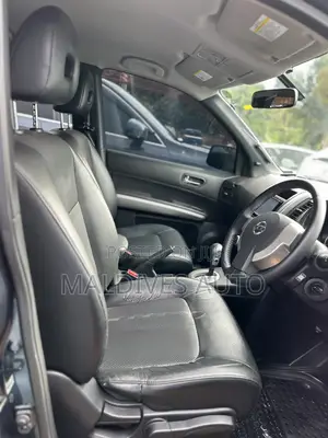 Nissan X-Trail 2012 Blue