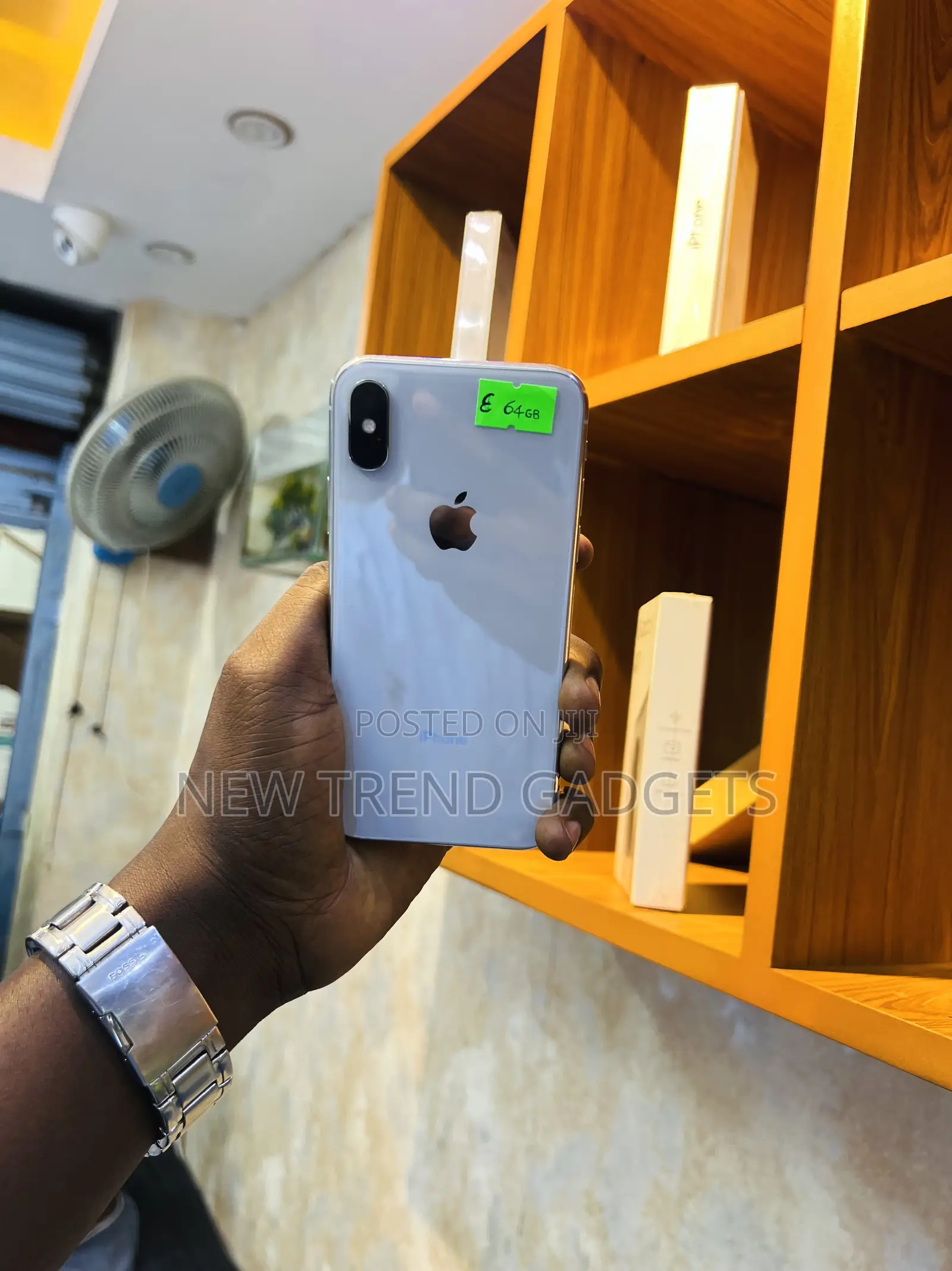 Apple iPhone XS 64 GB White