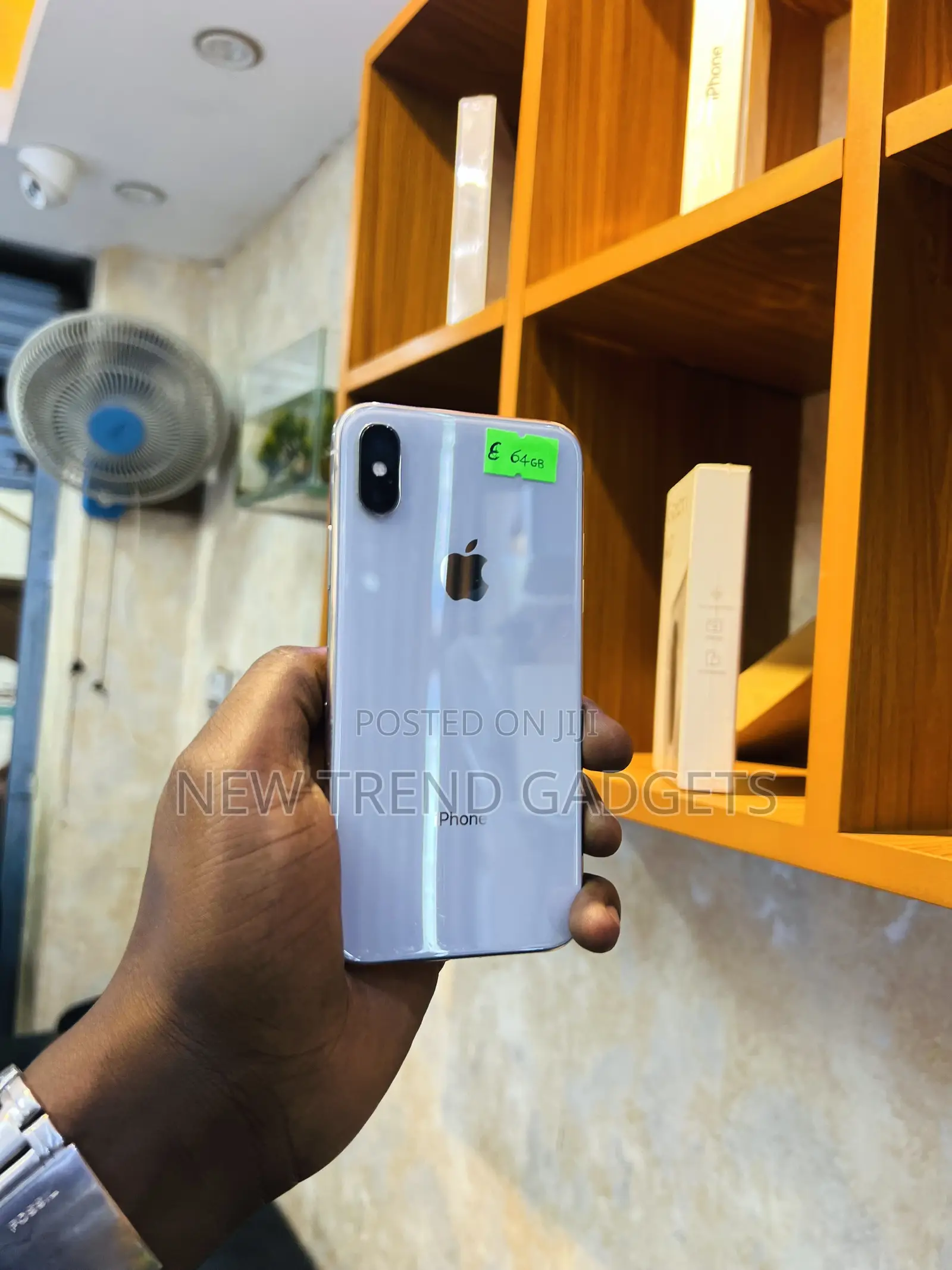 Apple iPhone XS 64 GB White