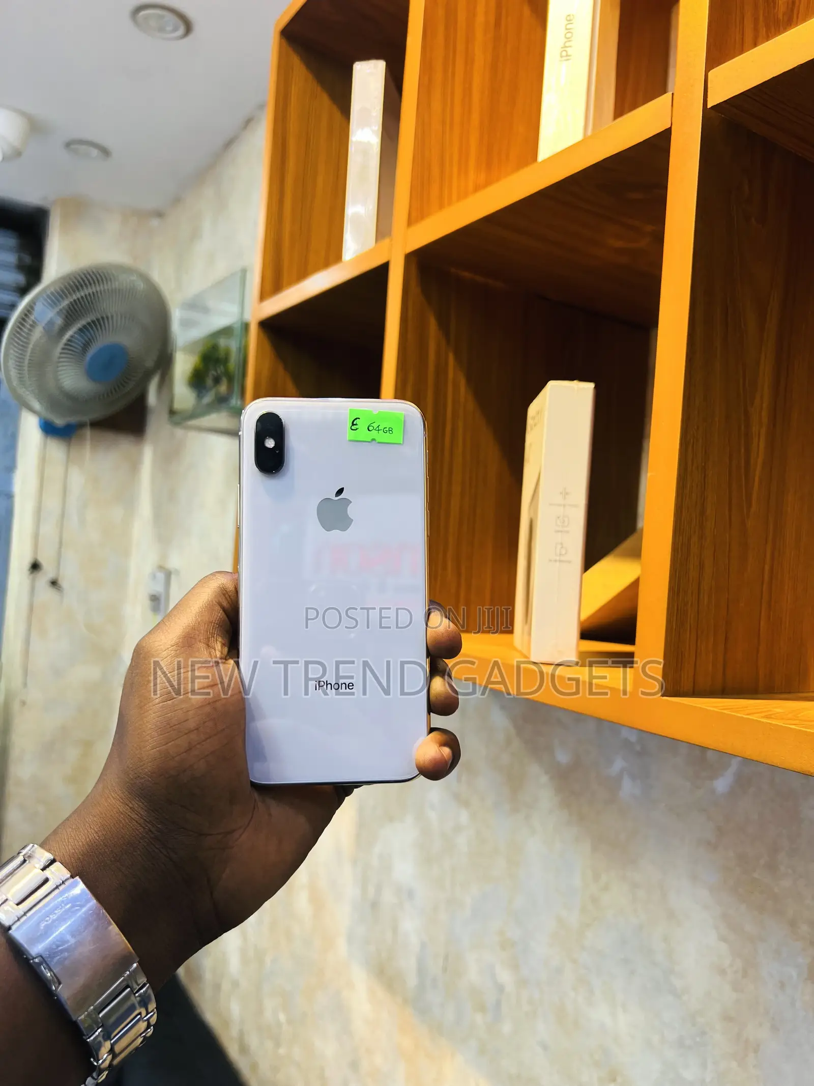 Apple iPhone XS 64 GB White