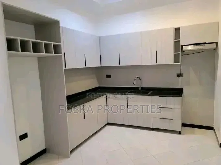 1bdrm Apartment in Muyenga, Central Division for rent