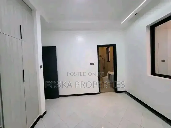 2bdrm Apartment in Muyenga Bukasa Estae, Central Division for rent