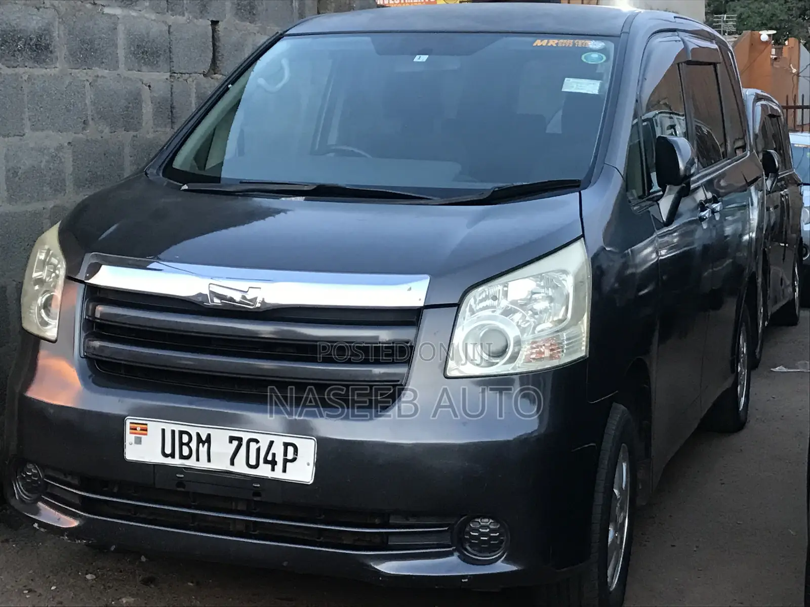 Toyota Noah 2008 Gray