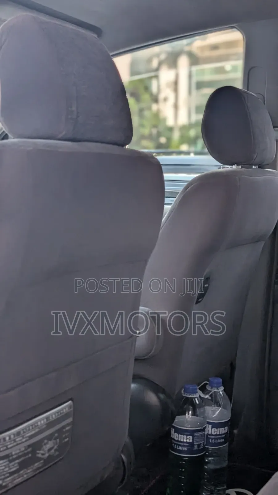 Toyota Noah 2.0 AWD (8 Seater) 2005 Silver