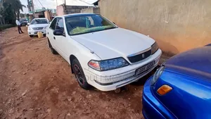 Toyota Mark II 2.0 RWD 2002 White