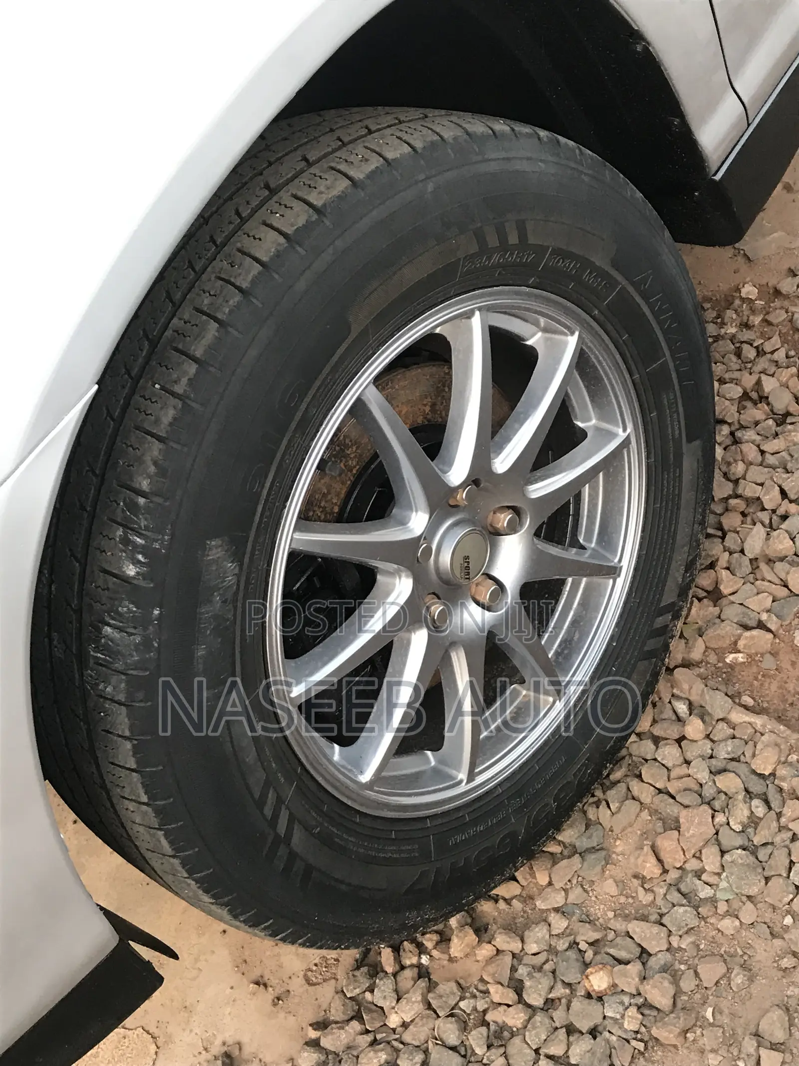 Toyota Harrier 2011 Silver