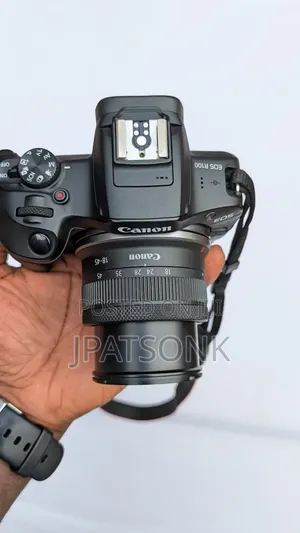 Canon R100