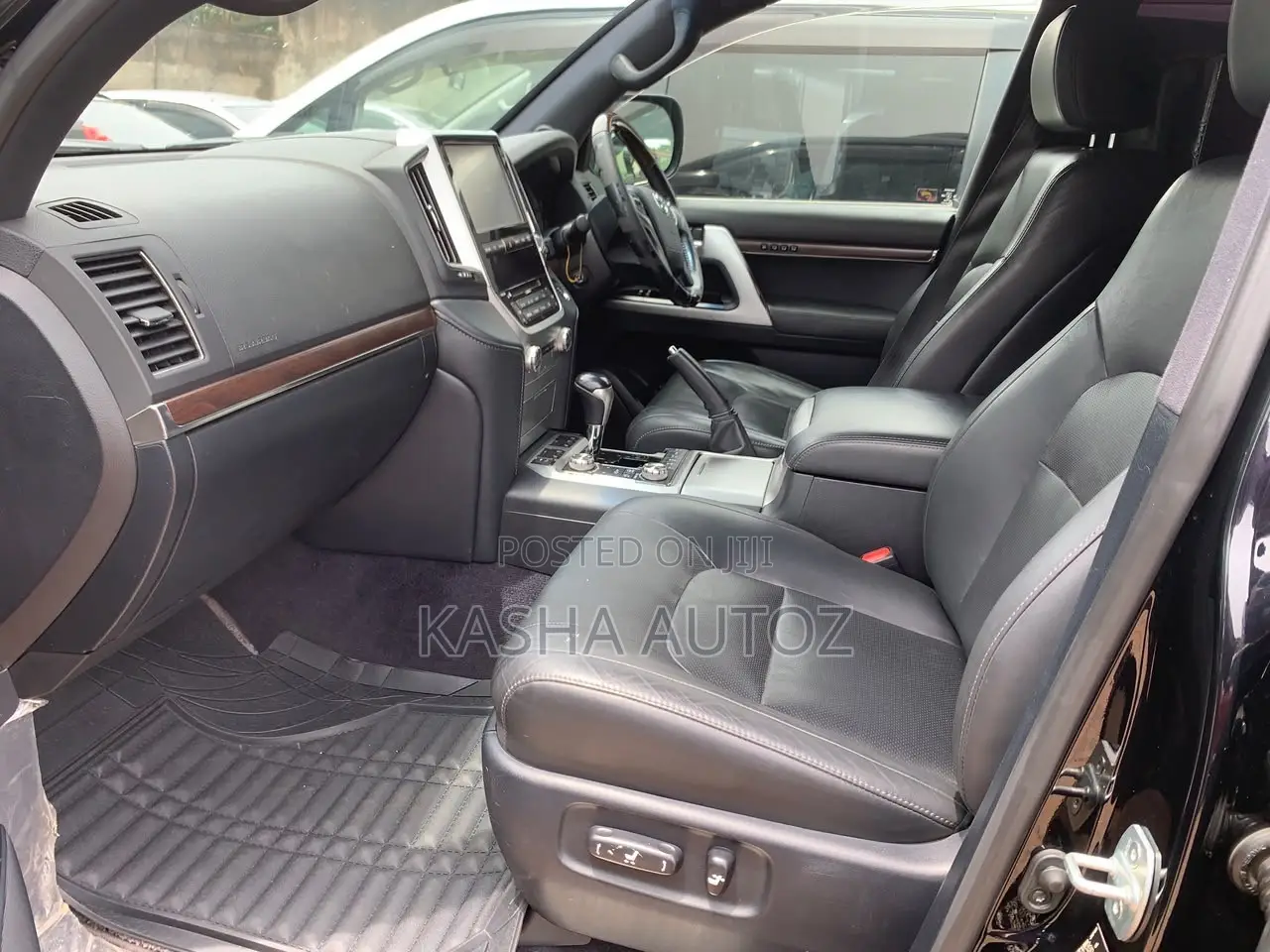 Toyota Land Cruiser 2017 Black