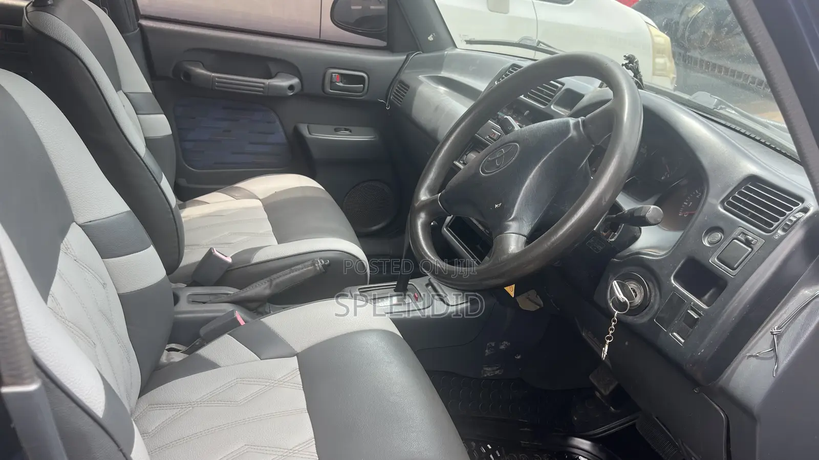 Toyota RAV4 1996 Blue
