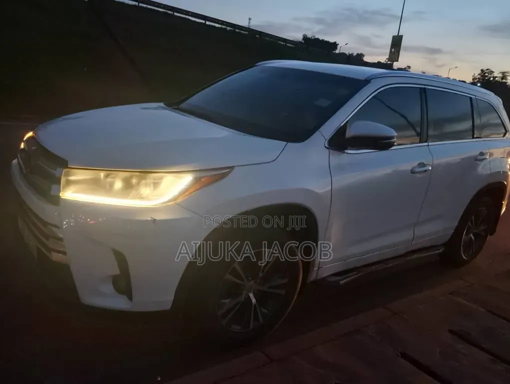 Toyota Kluger 2019 White