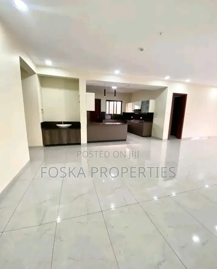 2bdrm Apartment in Muyenga Bukasa, Central Division for rent