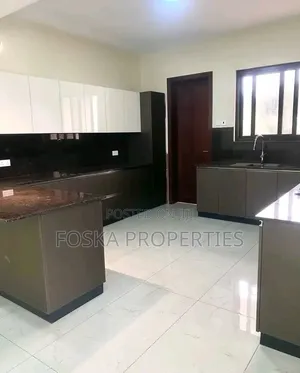 2bdrm Apartment in Muyenga Bukasa, Central Division for rent