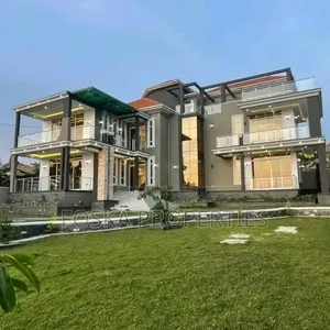 6bdrm Duplex in Muyenga, Central Division for rent