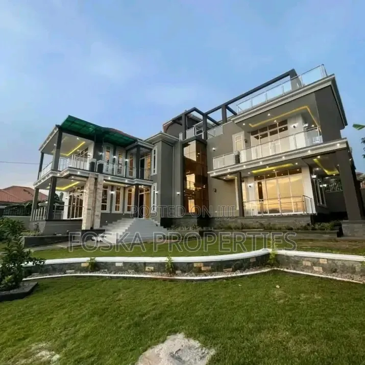 6bdrm Duplex in Muyenga, Central Division for rent