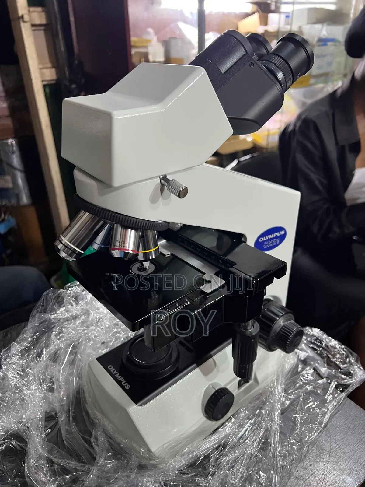 Microscope