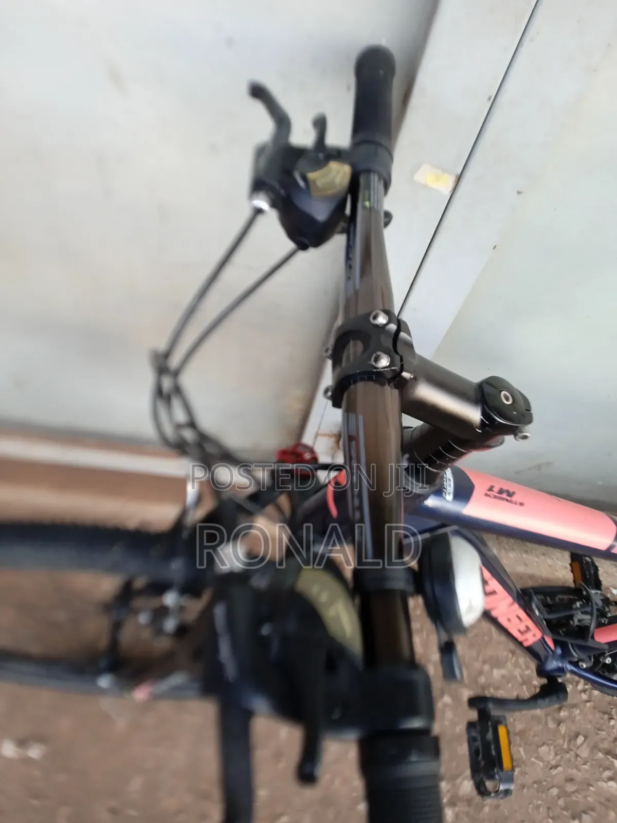Adult Mountain Bicycle Size 27 With 8 Gears
