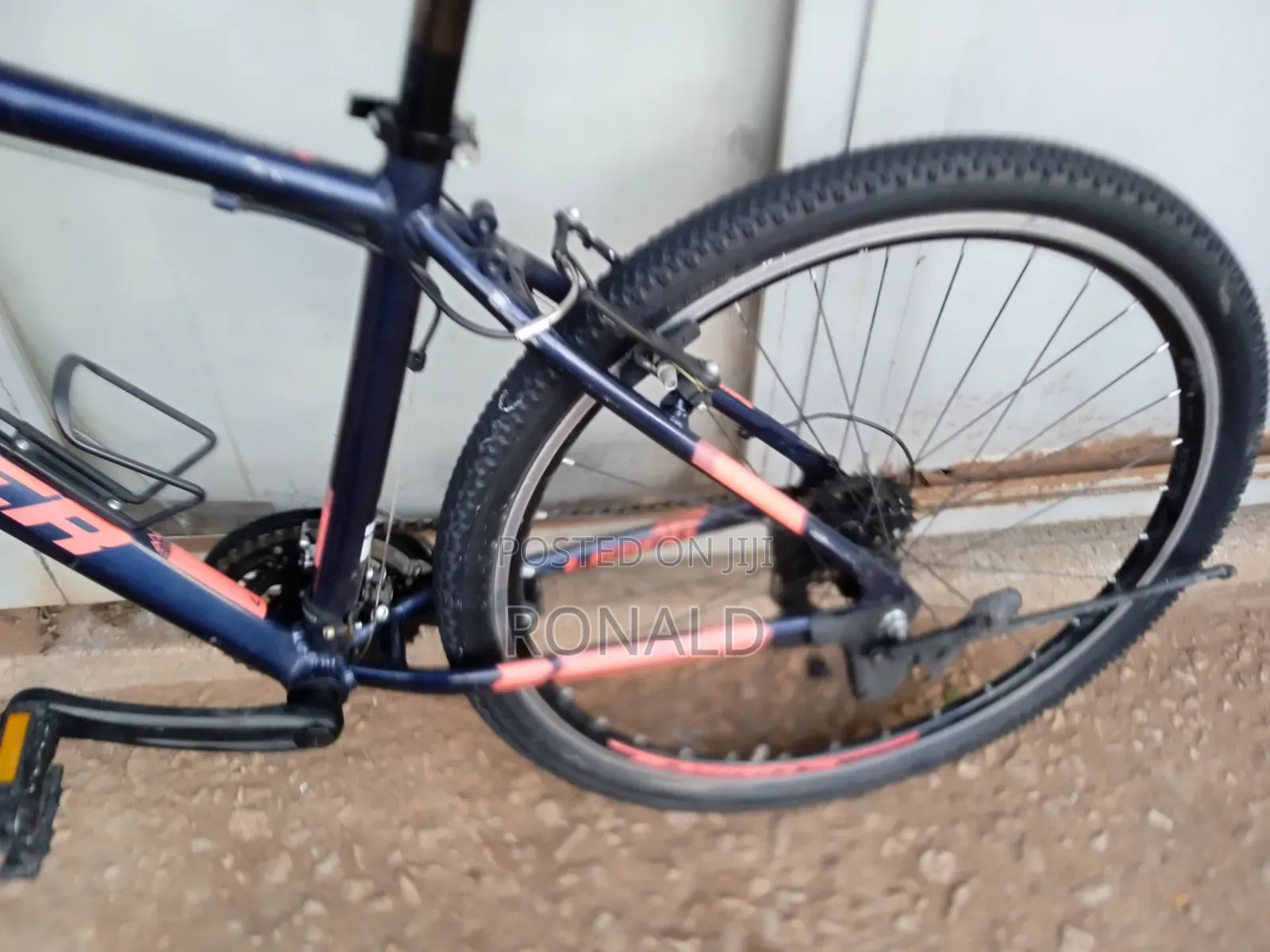 Adult Mountain Bicycle Size 27 With 8 Gears