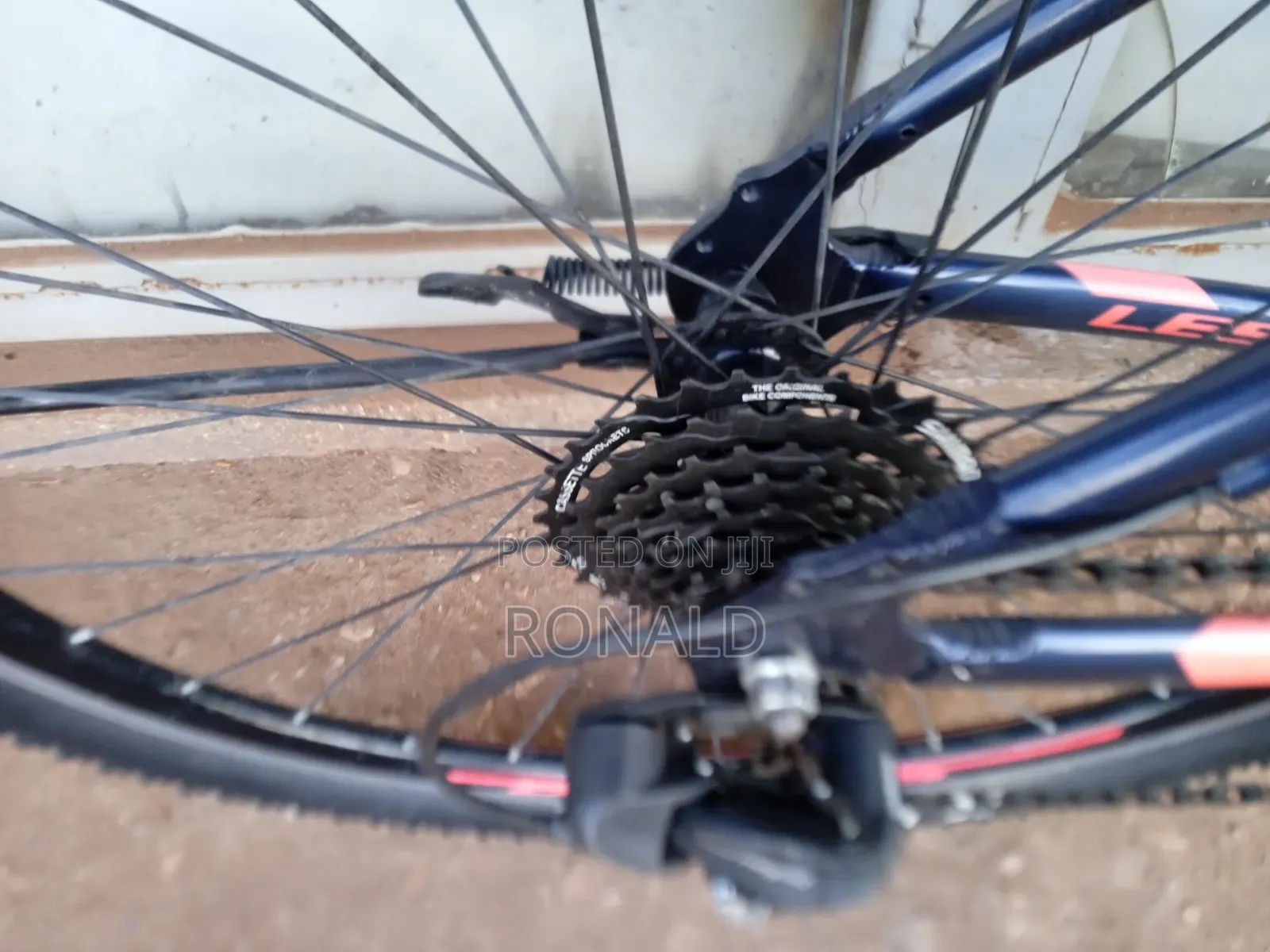 Adult Mountain Bicycle Size 27 With 8 Gears