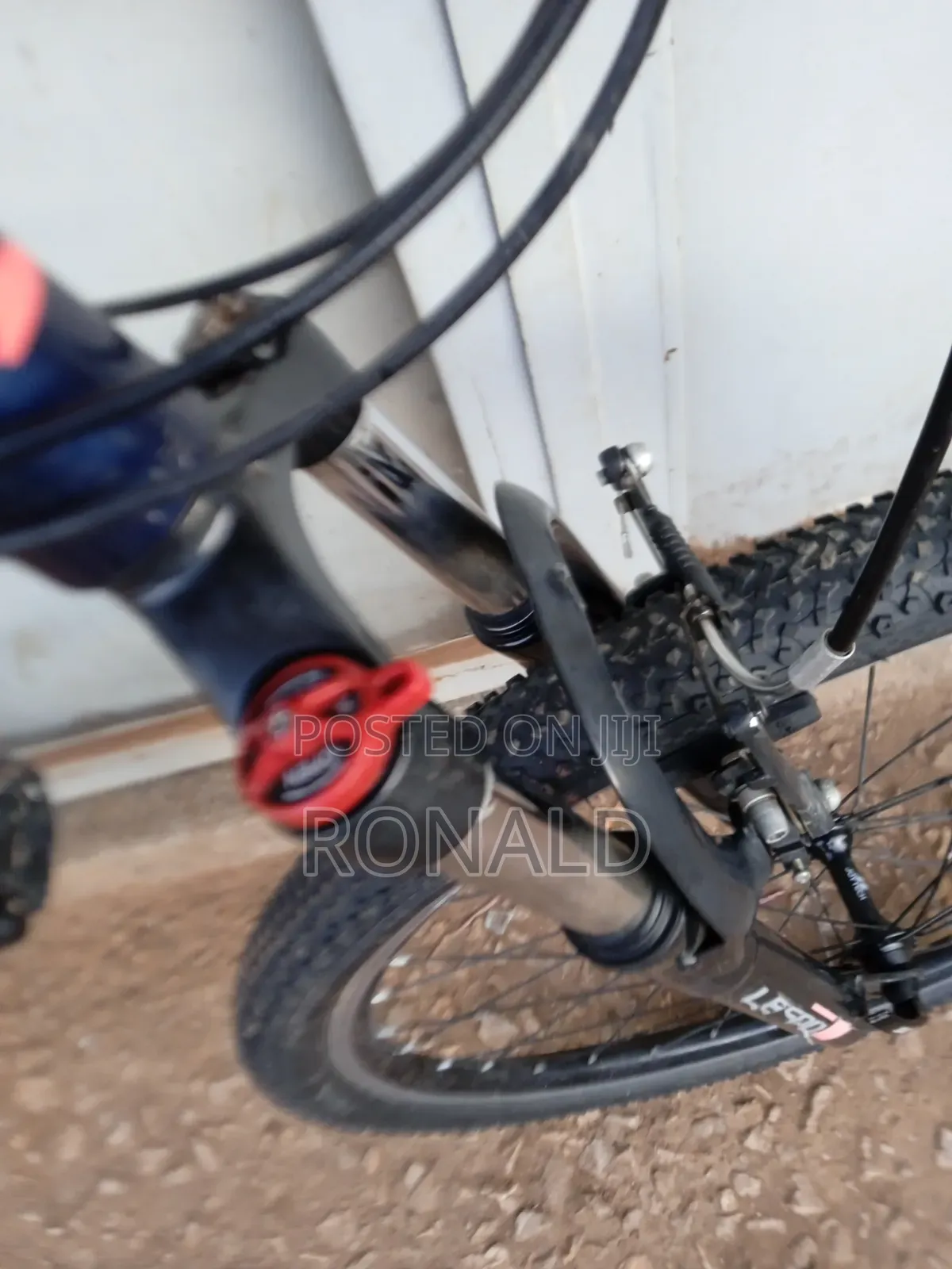 Adult Mountain Bicycle Size 27 With 8 Gears