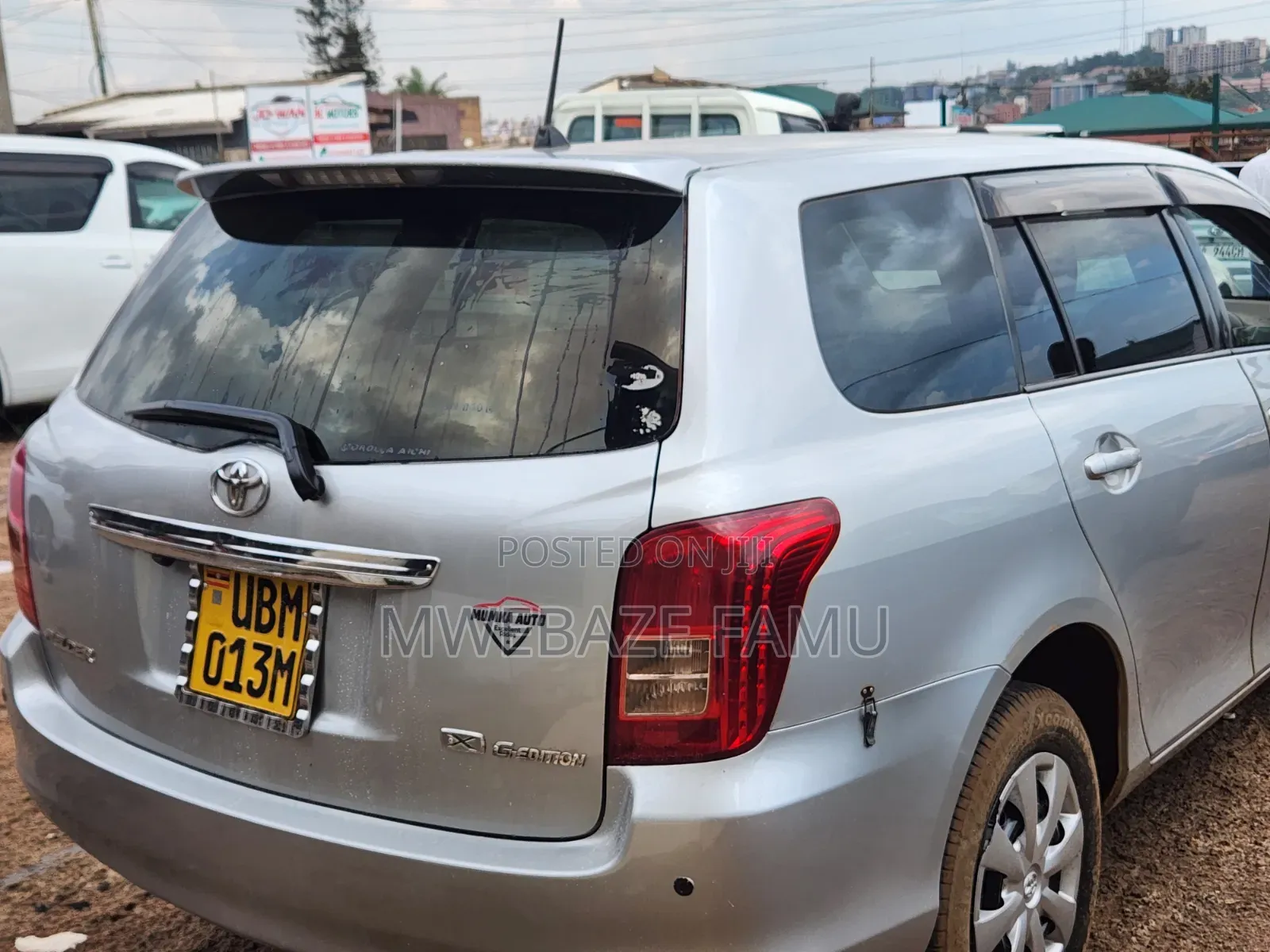 Toyota Corolla Fielder 2010
