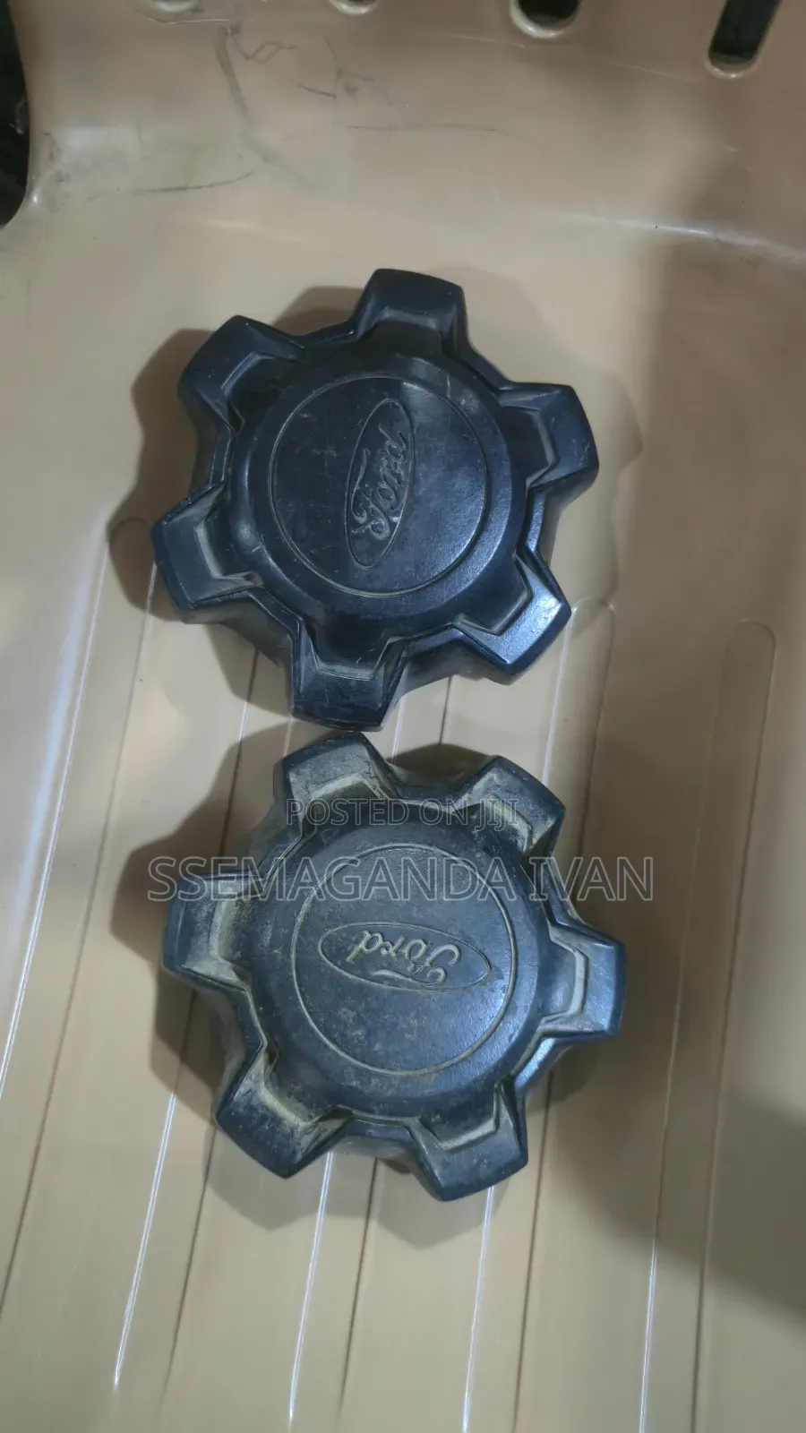 Ford Ranger Black in Colour Centre Caps