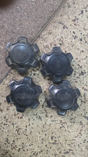 Ford Ranger Black in Colour Centre Caps