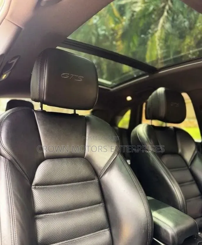 Porsche Macan GTS 2018 White