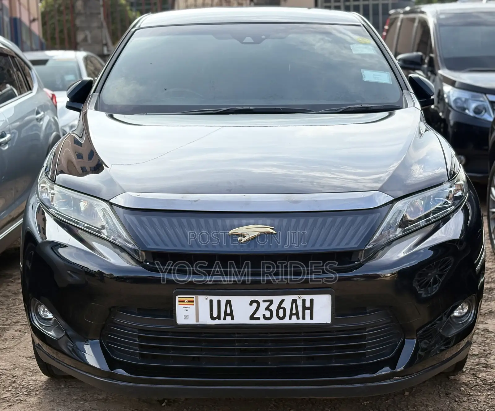 Toyota Harrier 2.0 2015 Black