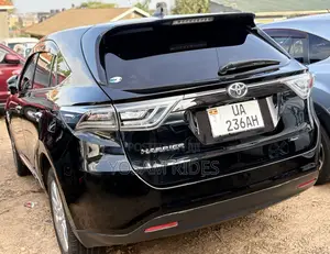 Toyota Harrier 2.0 2015 Black
