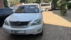 Toyota Harrier 2.4 2008 White