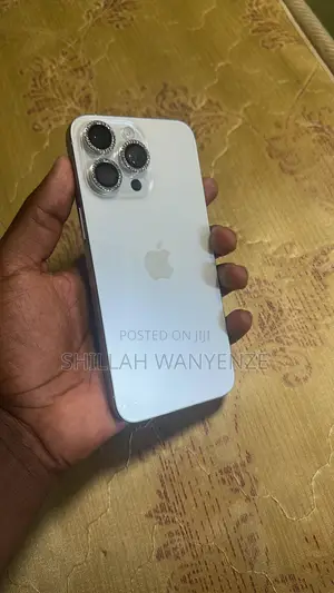 Apple iPhone 15 Pro Max 256 GB White
