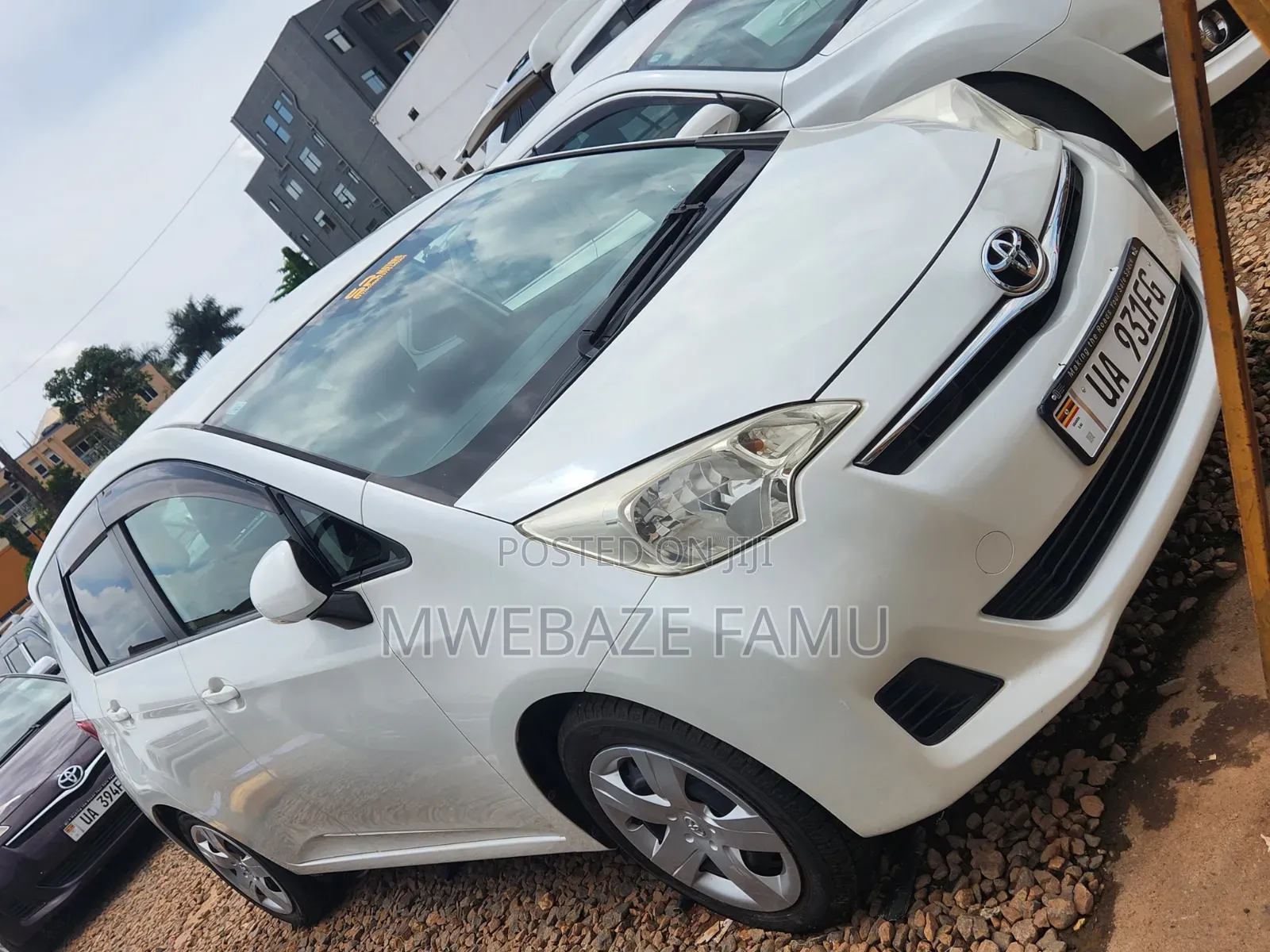 Toyota Ractis 2011 White