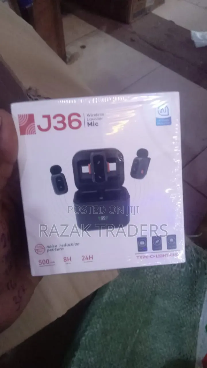 J36 Wireless Collar Microphone - Pull-Type Live Broadcasting Wireless