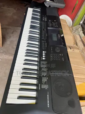 Yamaha Keyboard /Piano