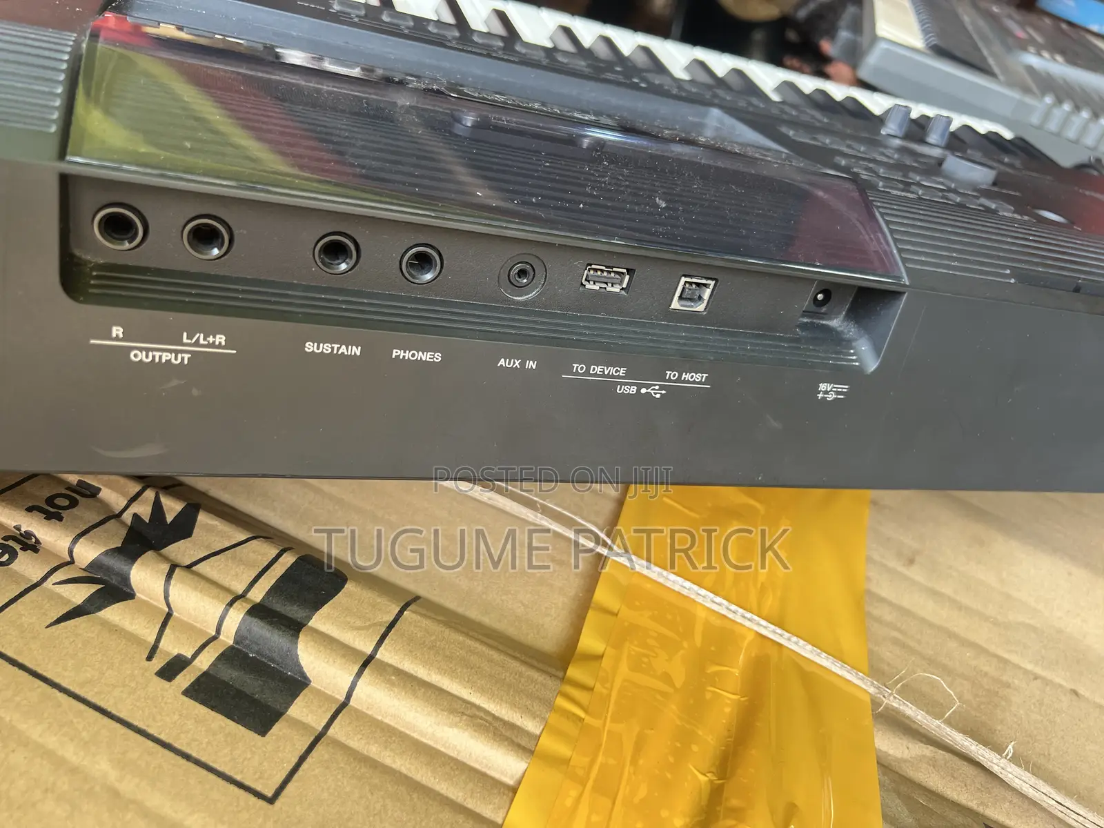 Yamaha Keyboard /Piano