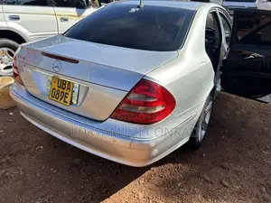 Mercedes-Benz E240 2006 Silver