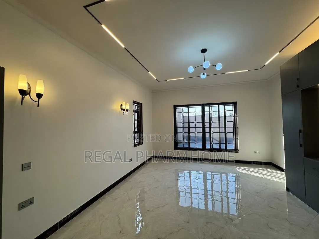 4bdrm Bungalow in Munyonyo Kigo, Central Division for rent